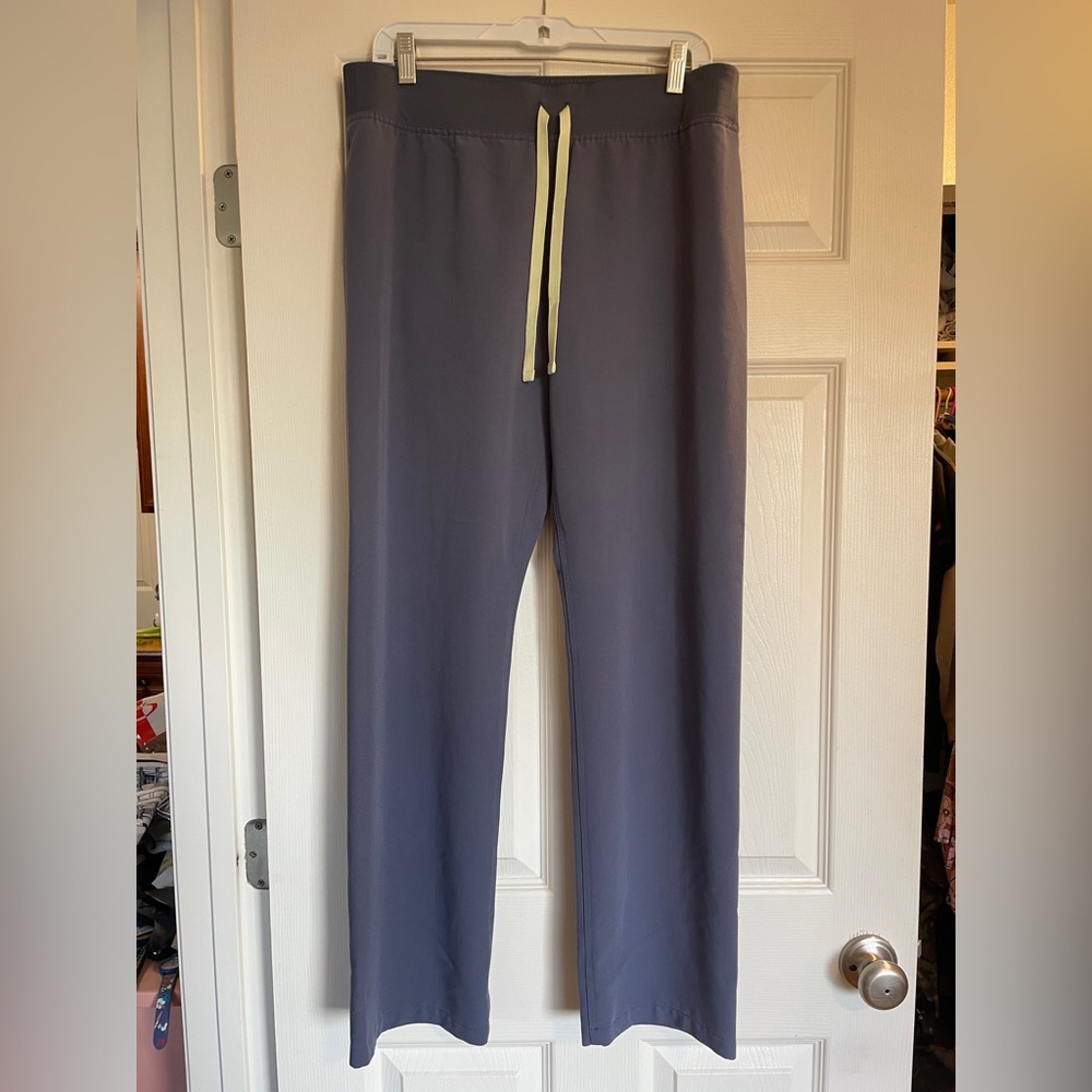 Figs - space navy wide leg scrub pants, size M